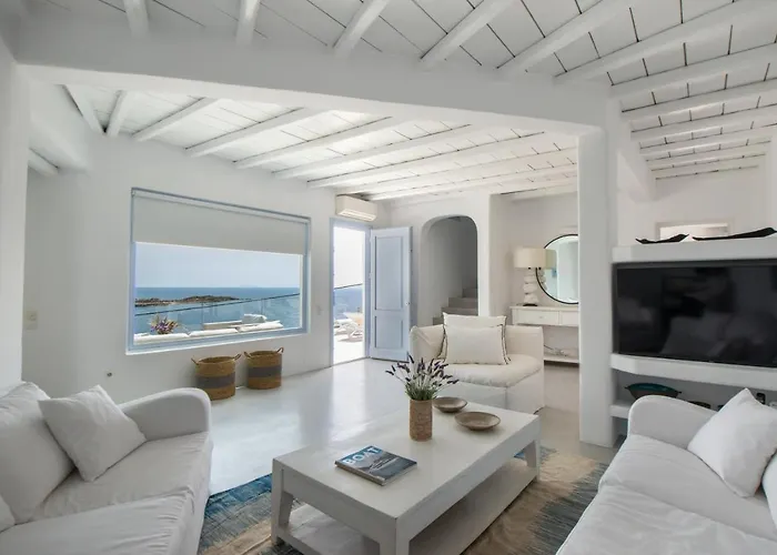 Isabella - Psarou Villa *