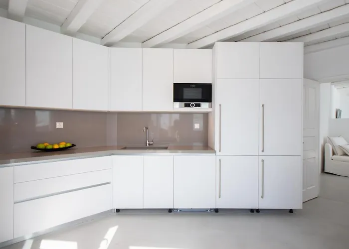 Isabella - Psarou Villa *