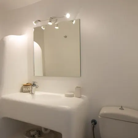 Isabella - Psarou Vila